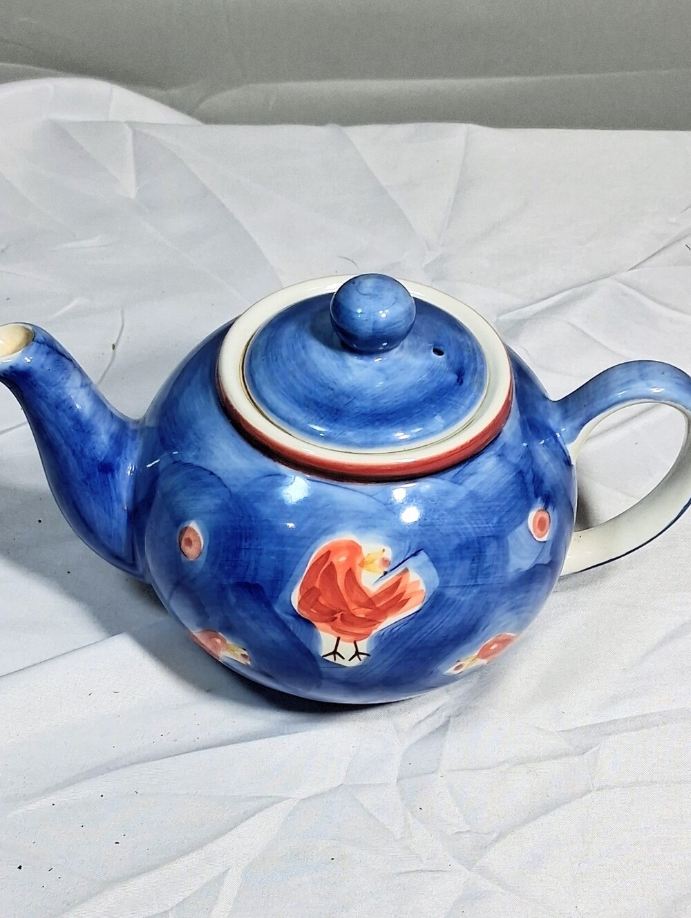 April Cornell 2000 Vintage Whimsical Blue-Glazed Floral Locking Lid Tea Pot